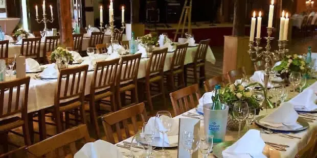 Dekorierter Saal des Kossehofes